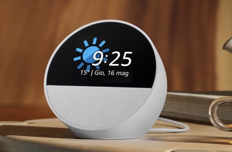 Echo Spot 2024 è lo speaker smart con Alexa e schermo