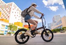 Tre bici elettriche per la città in offerta speciale