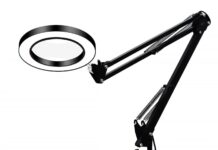 Lampada anulare DANIU da tavolo con lente d’ingrandimento incorporata Lampada anulare DANIU da tavolo con lente d'ingrandimento incorporata