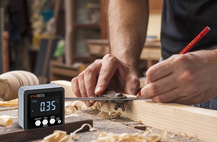 La livella digitale ETOPOO è in sconto a soli 9 €