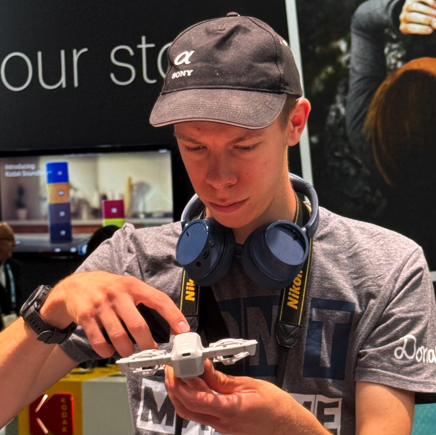 DJI Neo su Amazon si acquista a meno più di 1,50 euro al grammo DJI Neo su Amazon si acquista a meno più di 1,50 euro al grammo