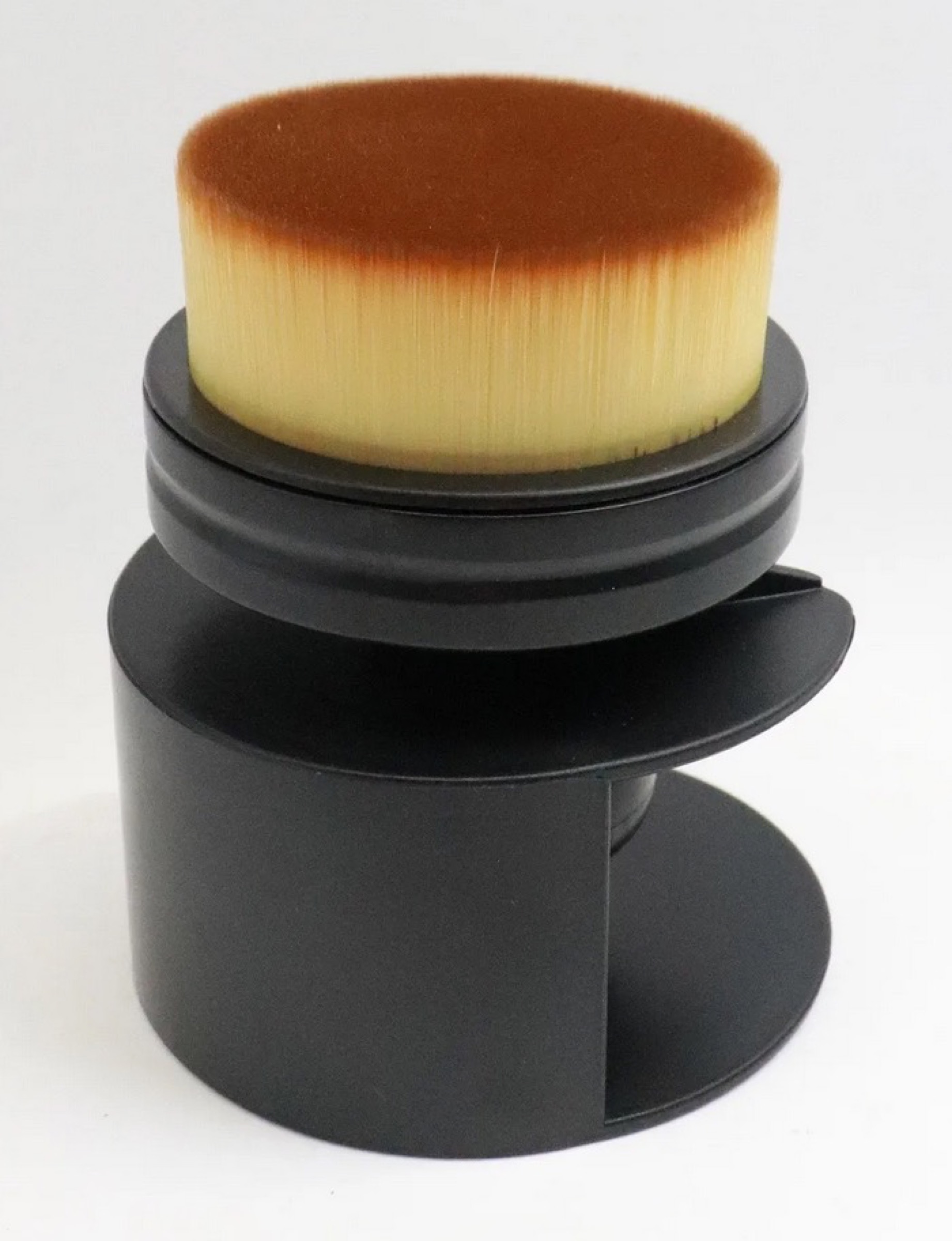 Tenete puliti i dischi in vinile con la spazzola giusta Tenete puliti i dischi in vinile con la spazzola giusta