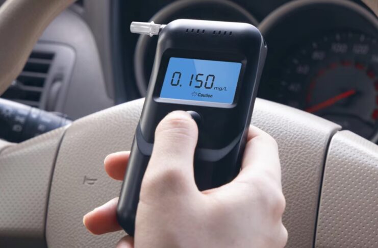 Alcol tester Lydsto, solo 16 € per sapere se è il caso di guidare - macitynet.it