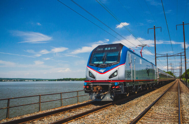 Google Flights negli USA suggerisce treni da prendere in considerazione oltre ai voli