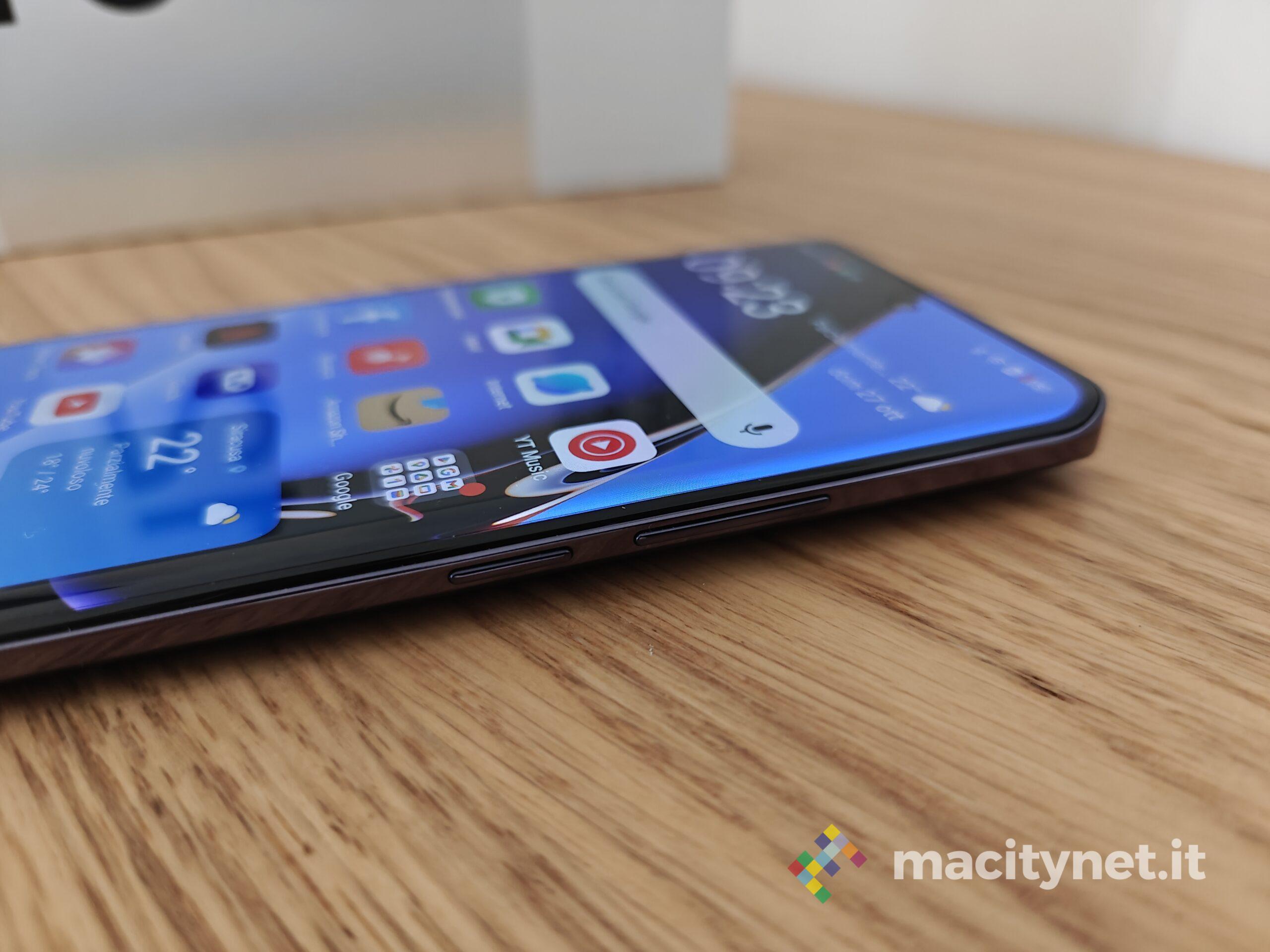 In prova OPPO Reno 12 - macitynet.it In prova OPPO Reno 12 - macitynet.it