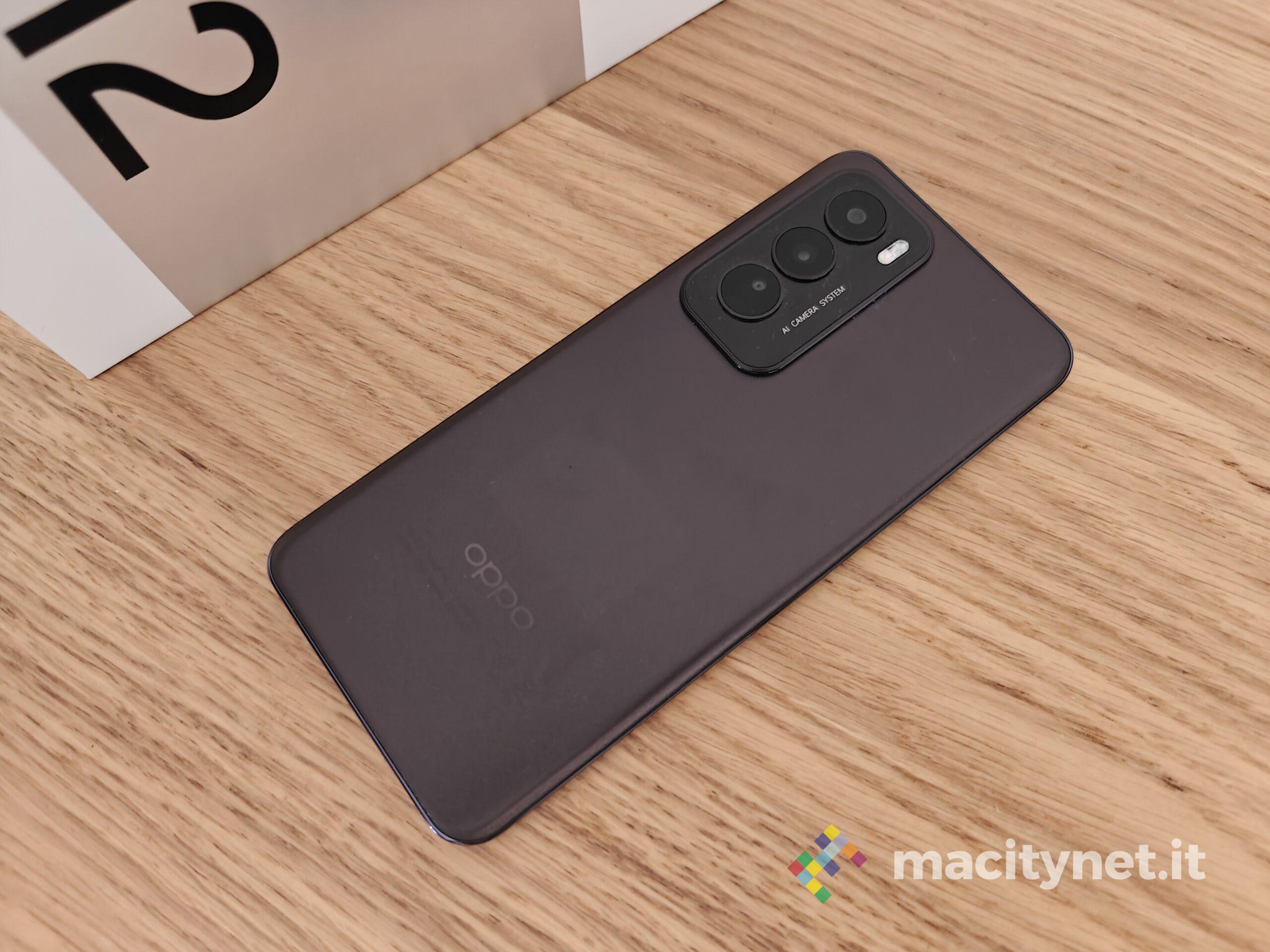 In prova OPPO Reno 12 - macitynet.it In prova OPPO Reno 12 - macitynet.it