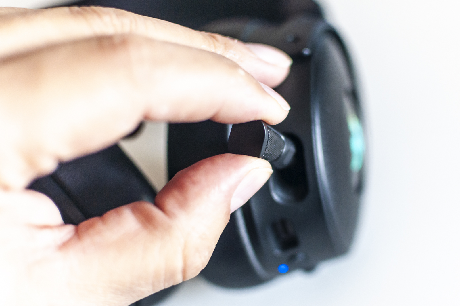 Recensione cuffie da gaming Razer Kraken V4 Pro, c’è un nuovo sceriffo in città Recensione cuffie da gaming Razer Kraken V4 Pro, c’è un nuovo sceriffo in città