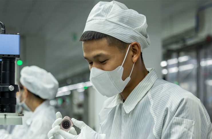Vietnam, c'è così tanto lavoro che gli assemblatori di Apple hanno difficoltà a reperire manodopera