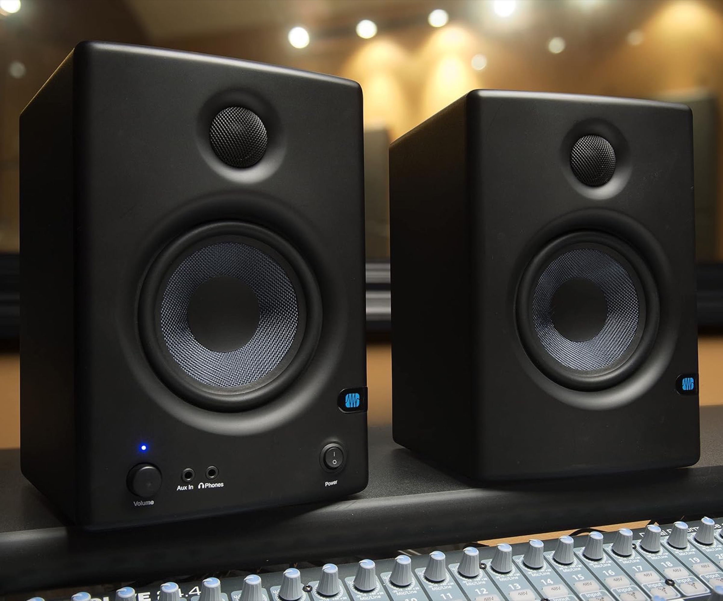 I migliori monitor da studio da mettere sulla scrivania - macitynet.it I migliori monitor da studio da mettere sulla scrivania - macitynet.it