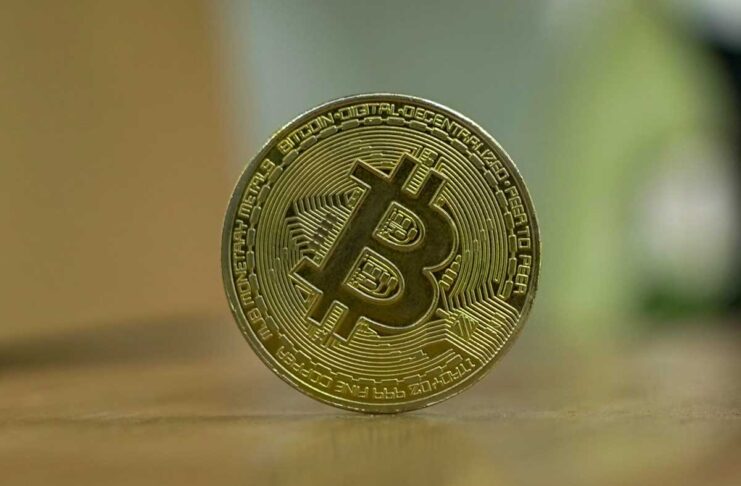 Bitcoin tocca il record di 85mila dollari e rivoluziona le crypto - macitynet.it