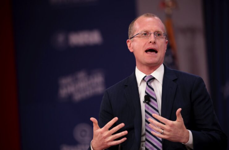 Un nemico delle Big Tech alla guida dell'agenzia governativa USA che regola il settore dei media. - macitynet.it