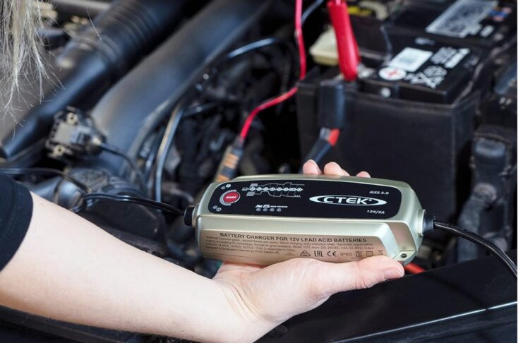 Black Friday, batteria sempre in forma con mantenitore di carica CTEK MXS 5.0 in sconto a 67,39 € - macitynet.it