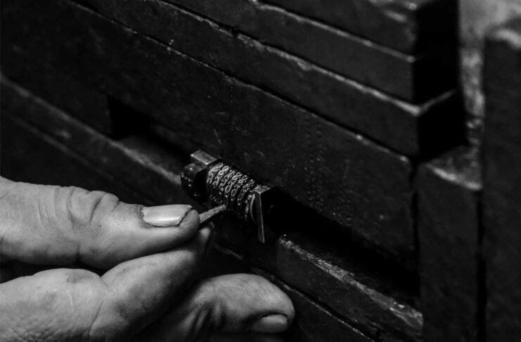 Gli iPhone in attesa di analisi forense si riavviano complicando le indagini delle forze dell'ordine - macitynet.it