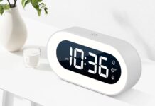 La sveglia definitiva per il comodino in offerta a soli 15 € La sveglia definitiva per il comodino in offerta a soli 15 € - macitynet.it