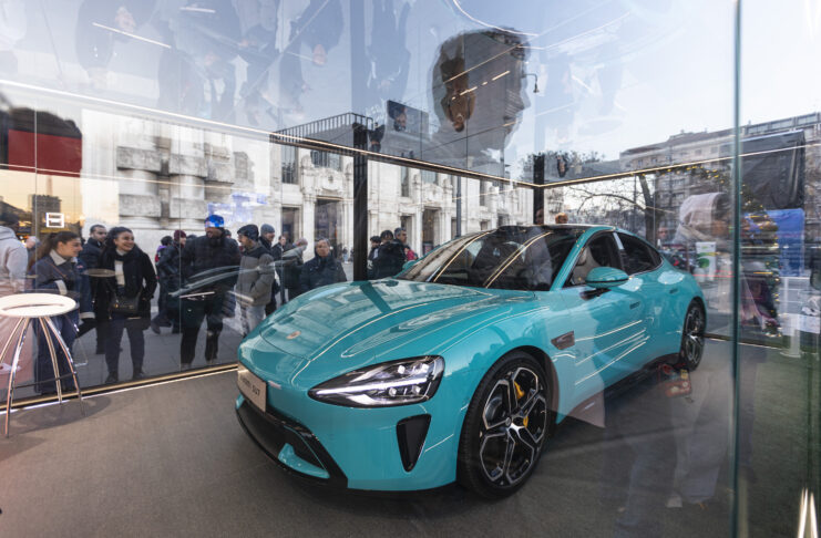 Xiaomi SU7 Max incanta Milano, la fotogalleria - macitynet.it