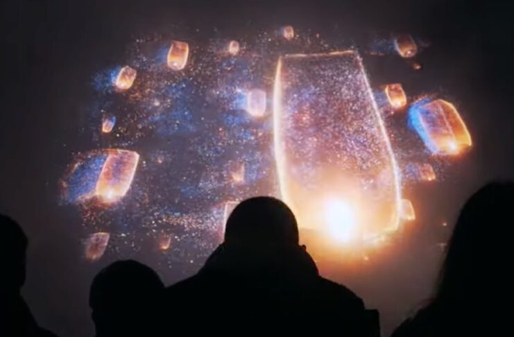 Samsung incanta con gli ologrammi nel cielo per Unpacked 2025 - macitynet.it