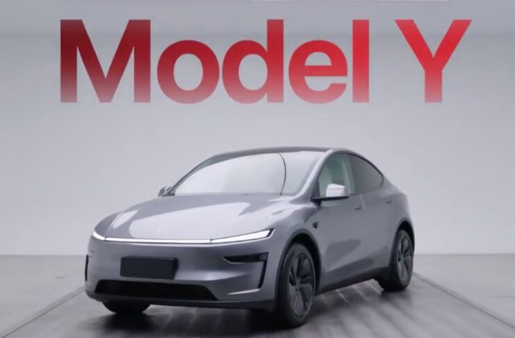 Tesla Model Y 2025 debutta in Cina, le novità a partire dal prezzo - macitynet.it