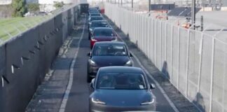 Le Tesla quando nascono si parcheggiano da sole - macitynet.it