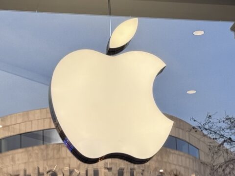 Apple, spesi 12 miliardi di dollari in ricerca e sviluppo nel solo terzo trimestre 2026