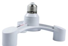 Portalampada triplo, mettete insieme 3 lampadine spendendo solo 1,50 € Portalampada triplo, mettete insieme 3 lampadine spendendo solo 1,50 € - macitynet.it