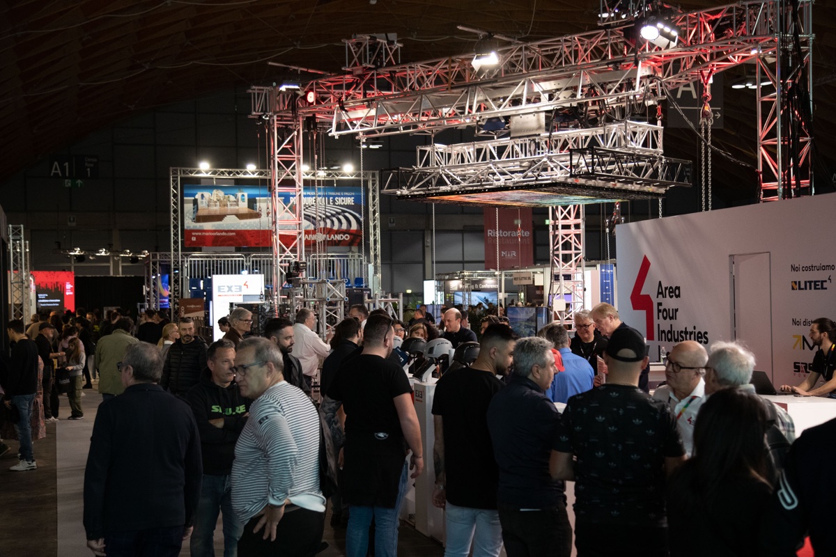 Al MIR 2025 un padiglione dedicato alle tecnologie multimediali per il lavoro - macitynet.it