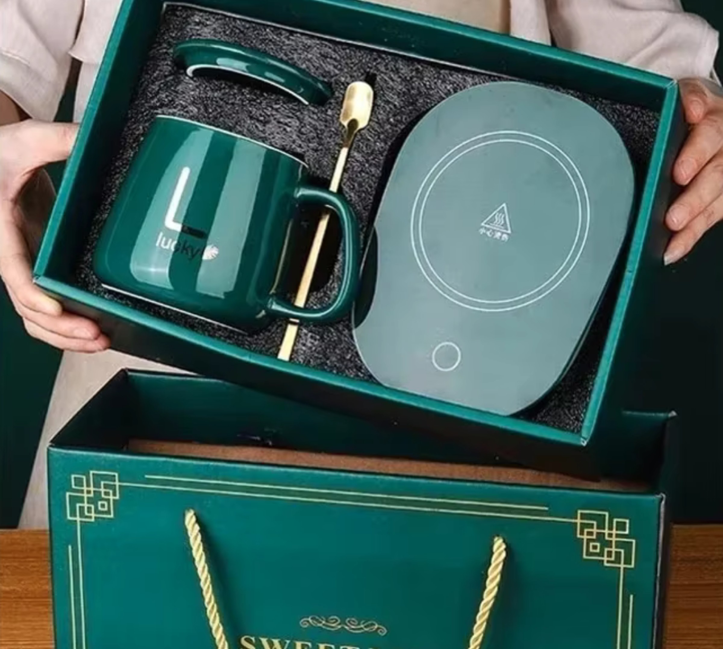 Tisana a temperatura costante con lo scaldatazze a 1 € - macitynet.it Tisana a temperatura costante con lo scaldatazze a 1 € - macitynet.it