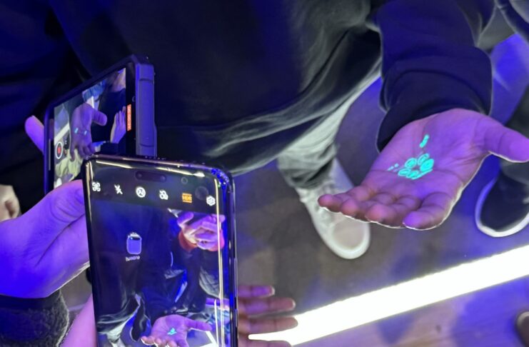 Addio Humane, la società dell'AI Pin vende tutto ad HP - macitynet.it