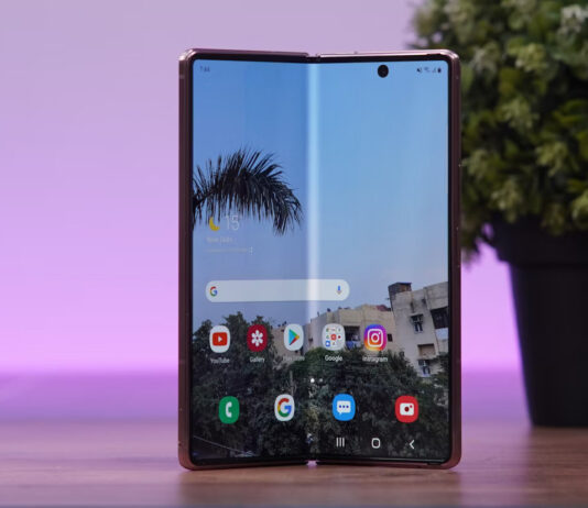 iPhone fold darà finalmente un senso ai pieghevoli Apple ha capito come rendere invisibile la piega nel futuro iPhone pieghevole - macitynet.it