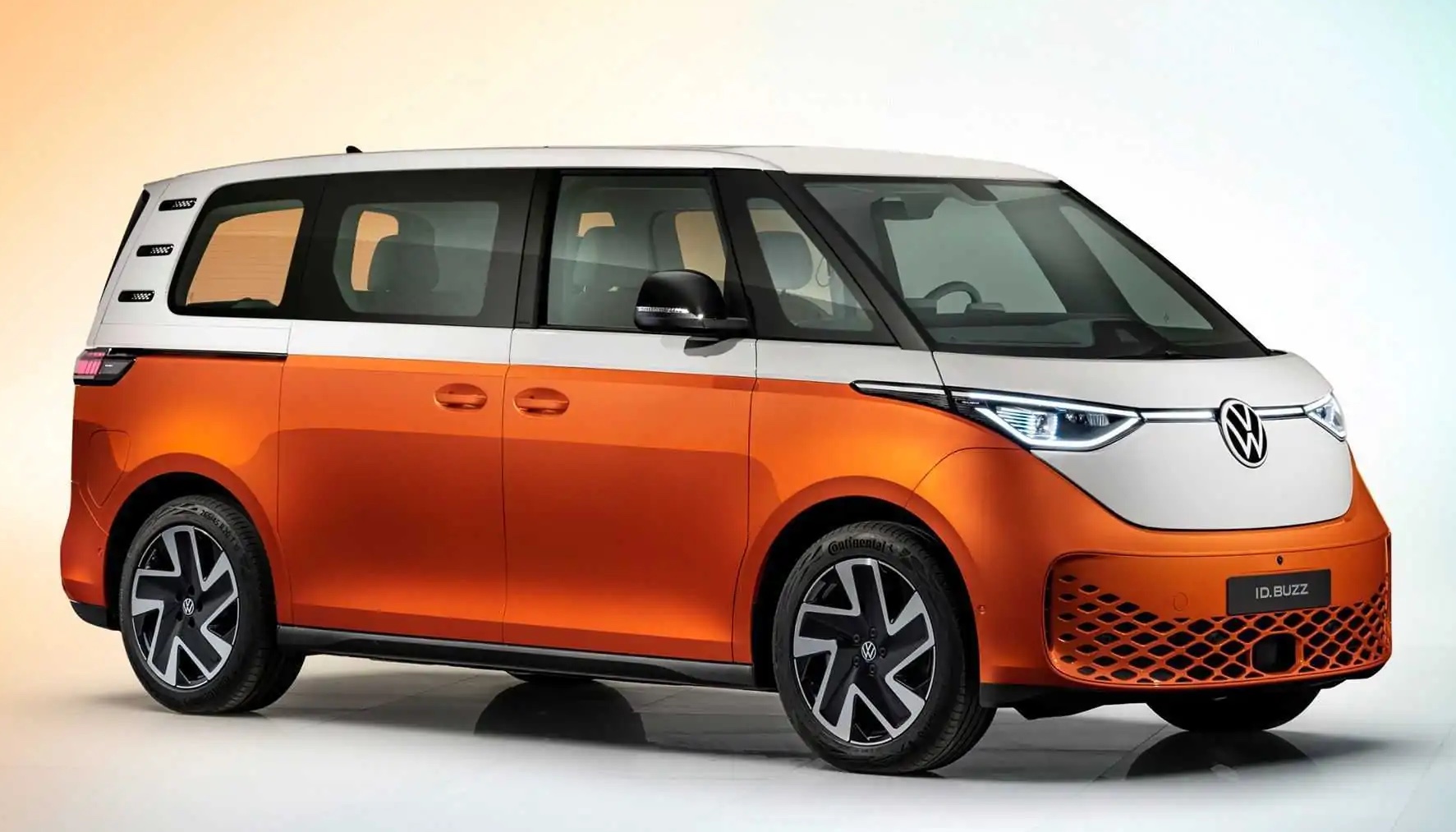 Dal Bulli di Steve Jobs all'ID.Buzz sono 75 anni che il furgoncino Volkswagen ha rivoluzionato non solo la mobilità - macitynet.it Dal Bulli di Steve Jobs all'ID.Buzz sono 75 anni che il furgoncino Volkswagen ha rivoluzionato non solo la mobilità - macitynet.it