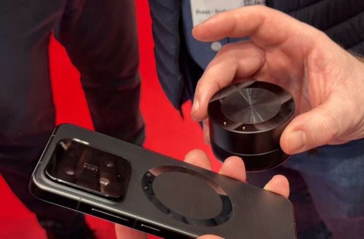 Al MWC 2025 Xiaomi svela l'obiettivo magnetico modulare - macitynet.it