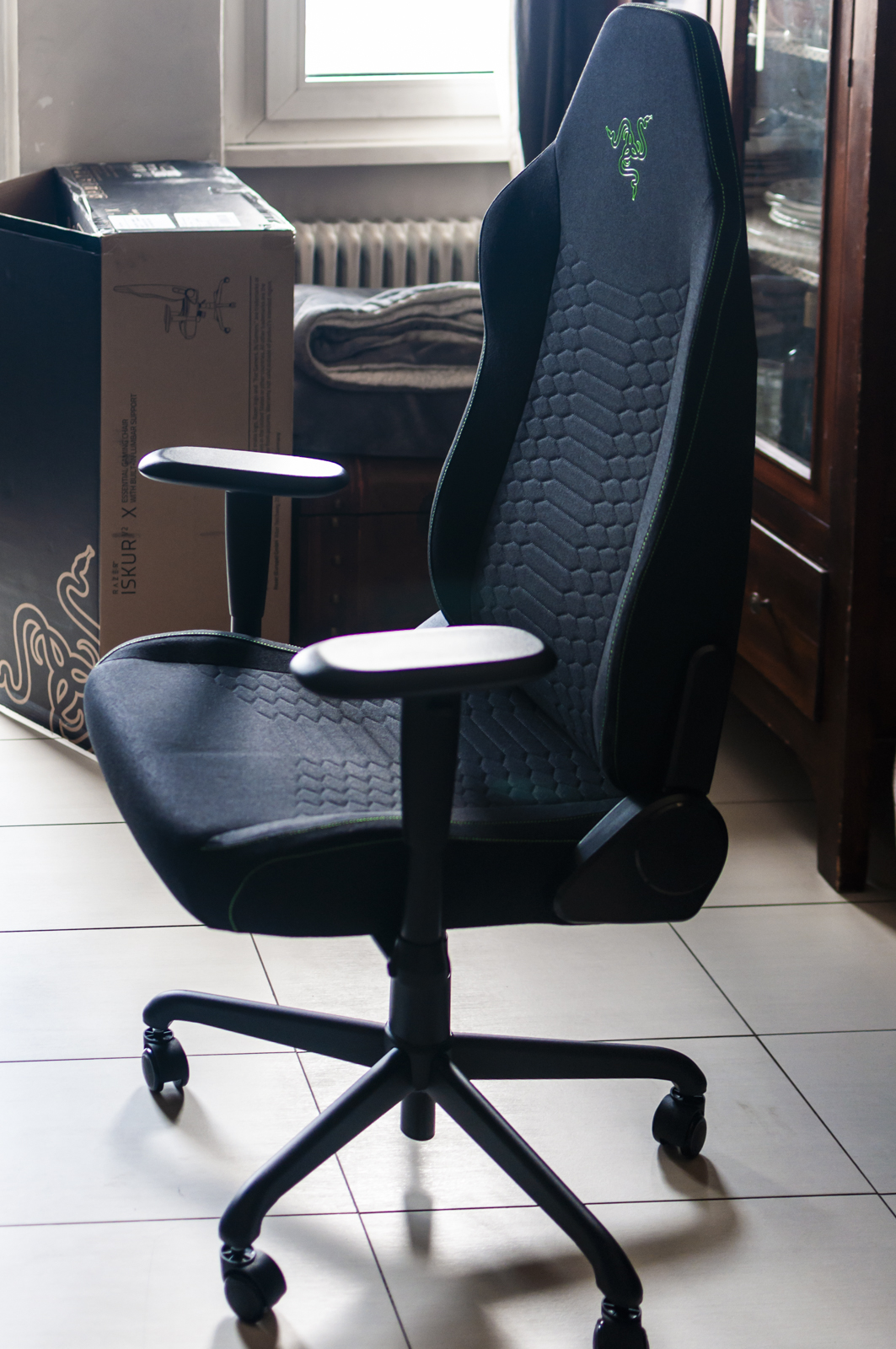 Recensione Razer Iskur V2 X, classe e grinta ad un prezzo per tutti - macitynet.it Recensione Razer Iskur V2 X, classe e grinta ad un prezzo per tutti - macitynet.it