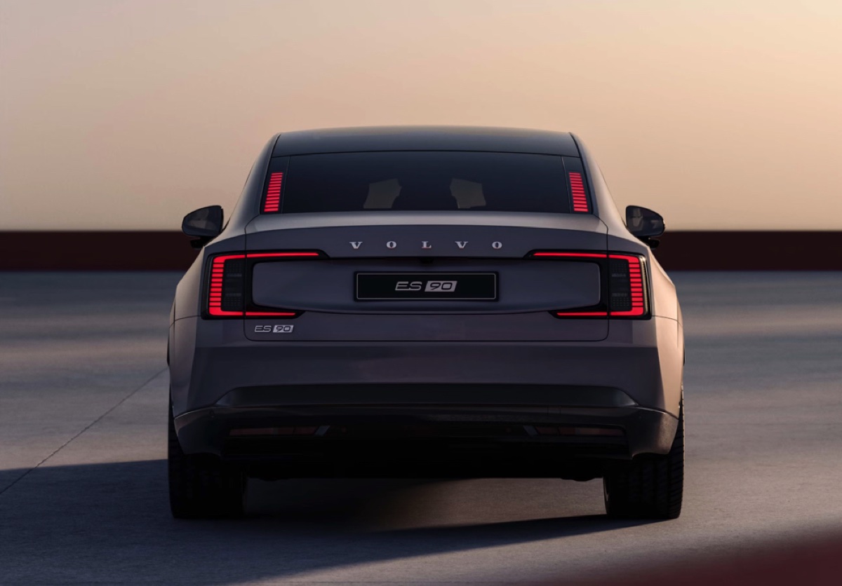 La Volvo ES90, è una nuova categoria di elettrica - macitynet.it