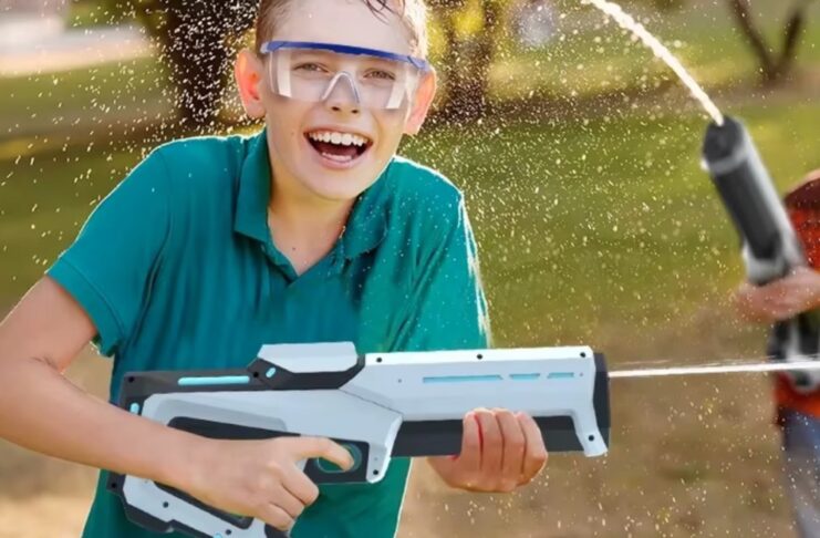 Fucile ad acqua elettrico, preparatevi all'estate con solo 12 € - macitynet.it
