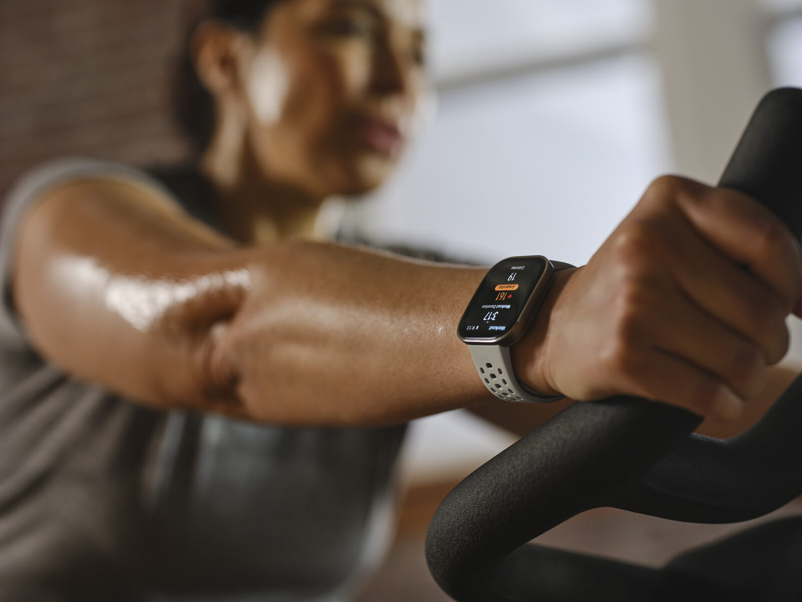 Amazfit Bip 6 è lo smartwatch per tutti - macitynet.it