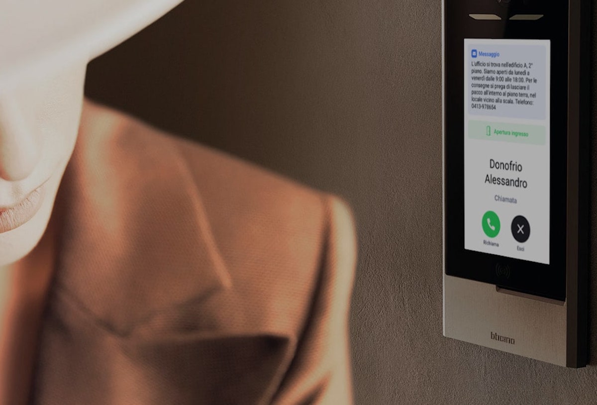 Citofono connesso Bticino Linea 5000 with Netatmo, il touch plurifamiliare programmabile - macitynet.it Citofono connesso Bticino Linea 5000 with Netatmo, il touch plurifamiliare programmabile - macitynet.it