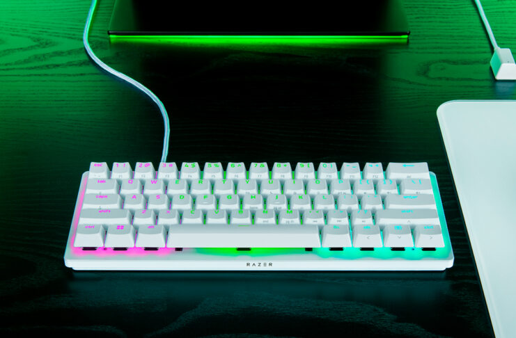 Recensione Razer Huntsman V3 Pro Mini White Edition, incredibili personalizzazioni in una forma che sta quasi in tasca - macitynet.it