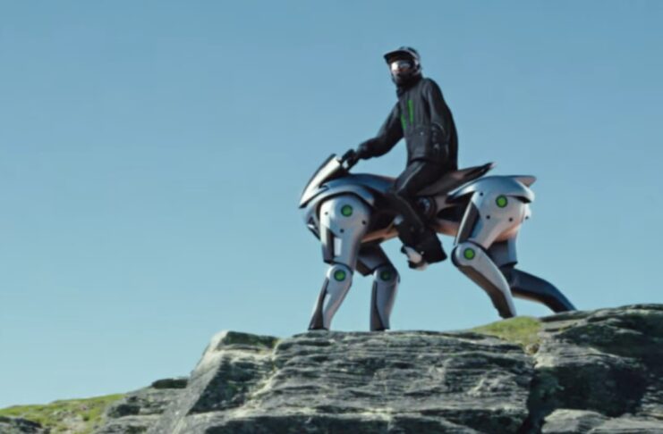 Kawasaki, un robot che sembra un cavallo e si guida come una moto - macitynet.it