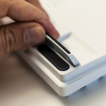 Recensione Razer Huntsman V3 Pro Mini White Edition, tanta tecnologia che sta quasi in tasca - macitynet.it