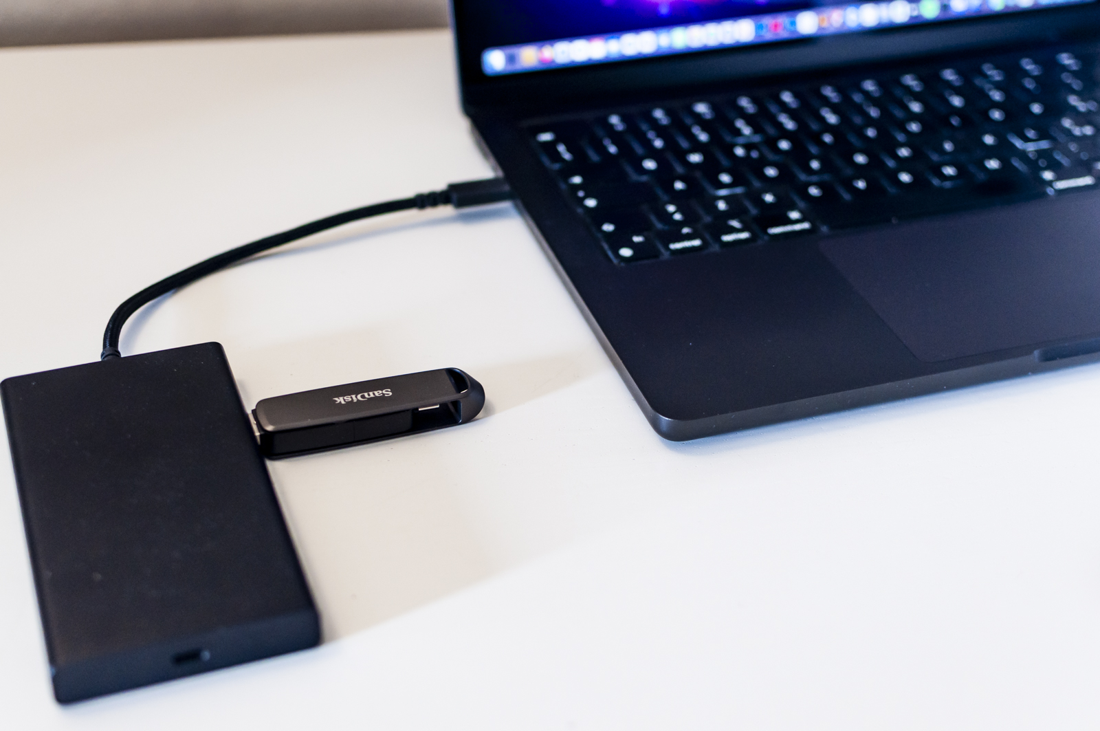 Recensione SanDisk Extreme PRO Dual Drive, non chiamatela solo Chiavetta USB - macitynet.it Recensione SanDisk Extreme PRO Dual Drive, non chiamatela solo Chiavetta USB - macitynet.it