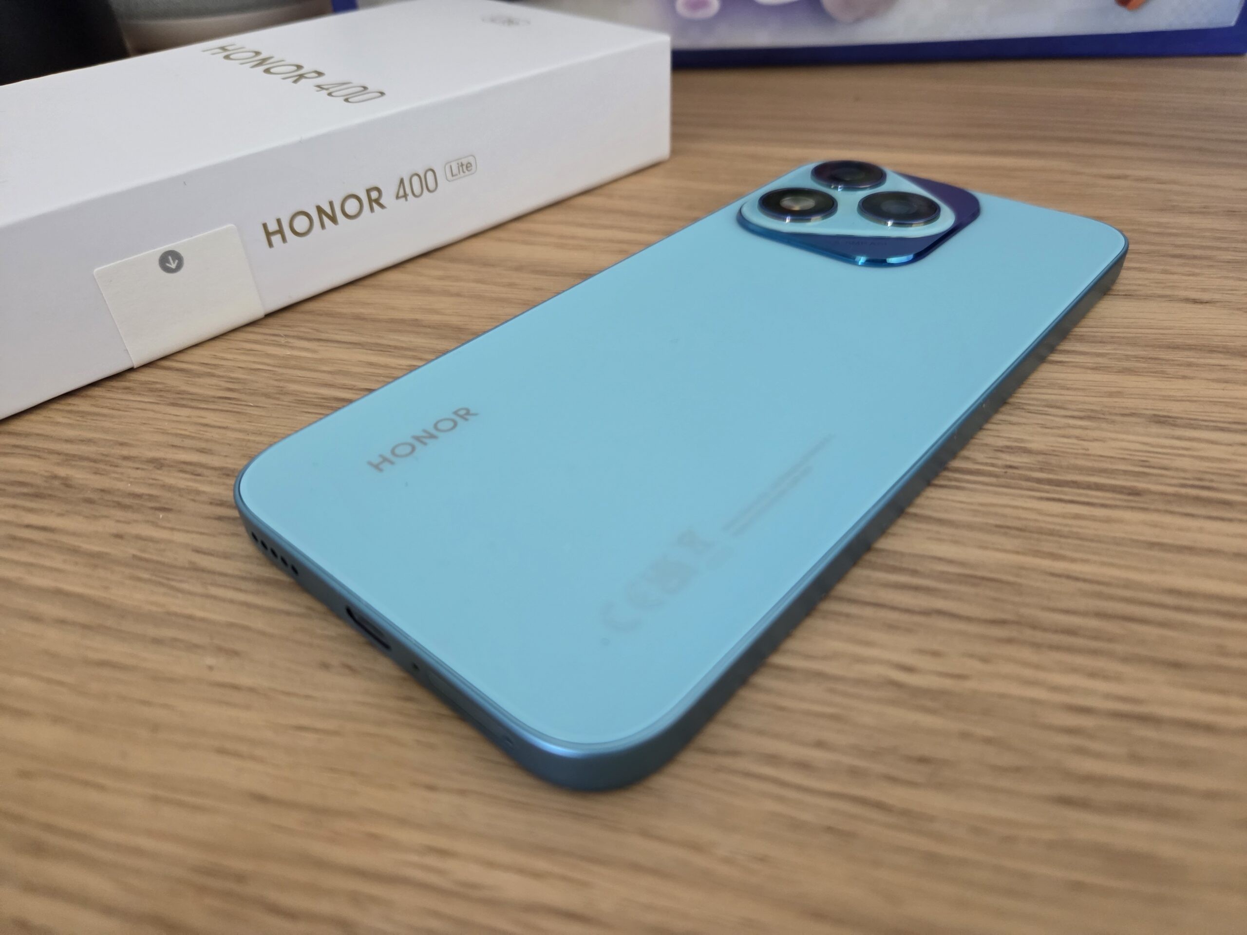Honor 400 Lite, prime impressioni e quel tasti stile iPhone - macitynet.it Honor 400 Lite, prime impressioni e quel tasti stile iPhone - macitynet.it