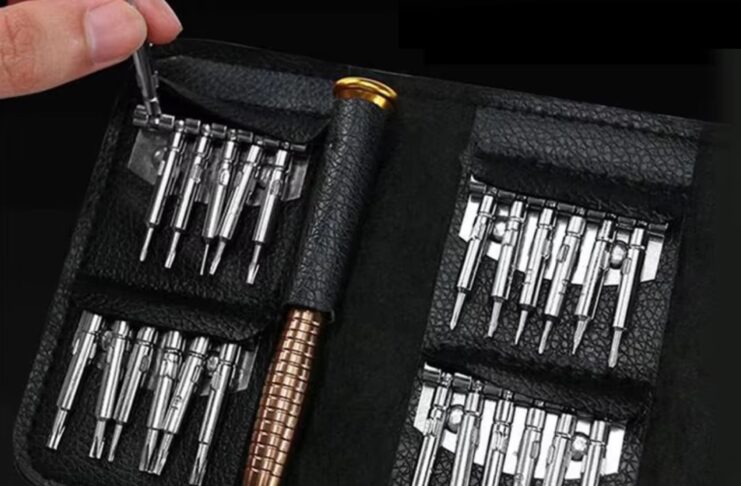 Set cacciaviti di precisione con 23 punte intercambiabili a solo 1 € - macitynet.it