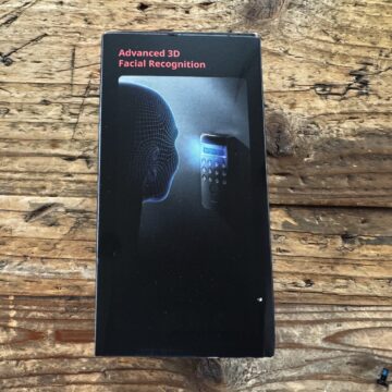 Con Switchbot Lock Ultra Vision Combo, la serratura con riconoscimento facciale, l'unboxing - macitynet.it