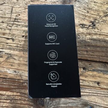 Con Switchbot Lock Ultra Vision Combo, la serratura con riconoscimento facciale, l'unboxing - macitynet.it