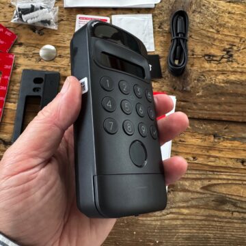 Con Switchbot Lock Ultra Vision Combo, la serratura con riconoscimento facciale, l'unboxing - macitynet.it