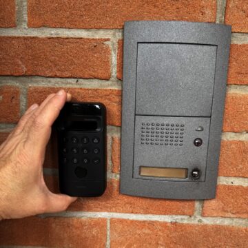 Con Switchbot Lock Ultra Vision Combo, la serratura con riconoscimento facciale, l'unboxing - macitynet.it