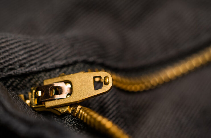 Il principale produttore di chiusure lampo al mondo ha progettando una zip motorizzata che si chiude da sola - macitynet.it