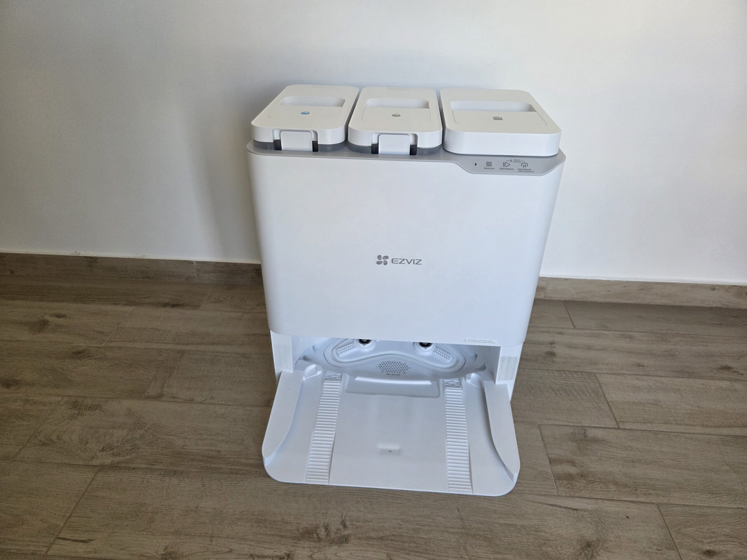 Recensione EZVIZ RS20 Pro, un robot aspirapolvere che non ti aspetti - macitynet.it