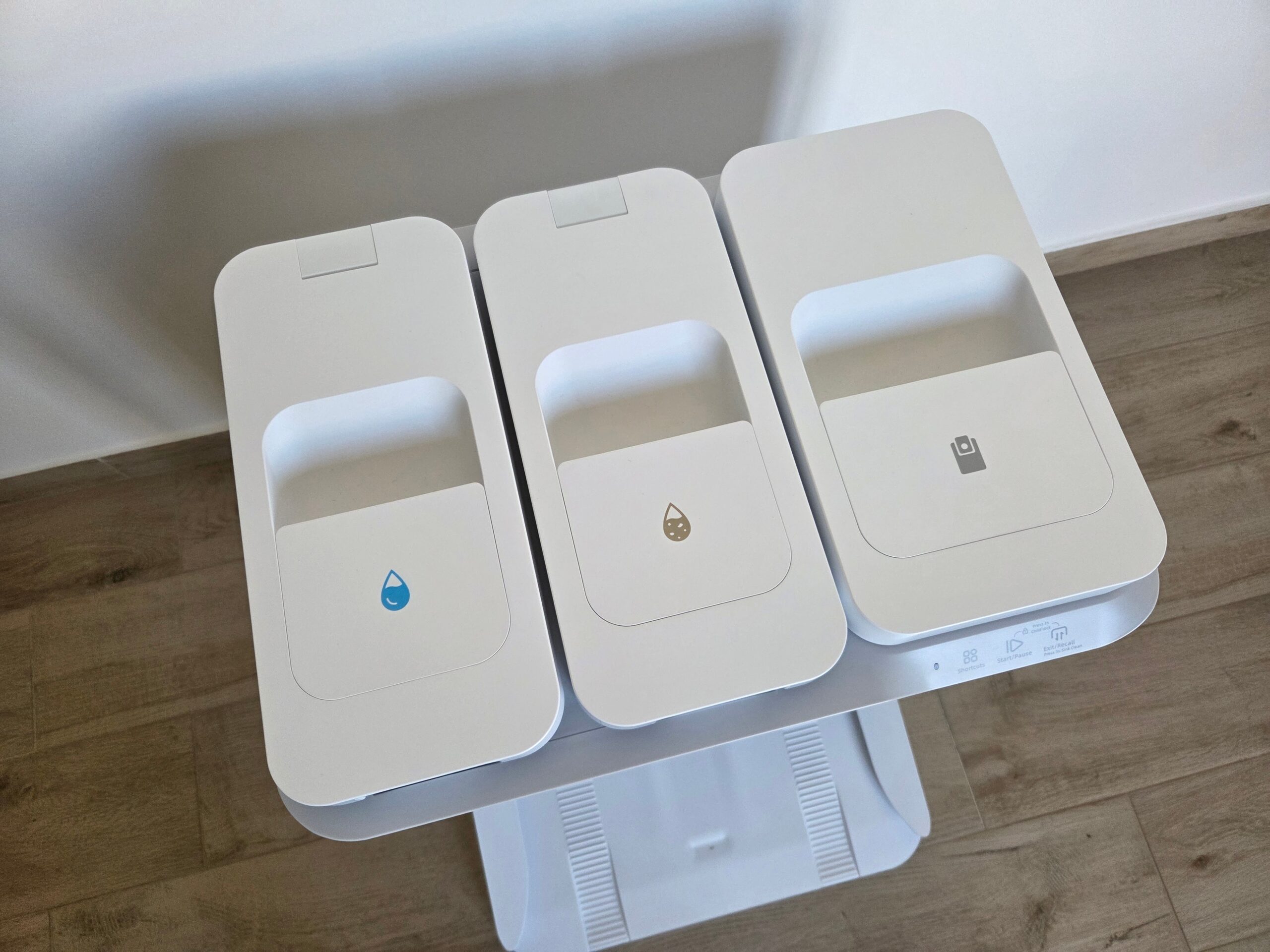 Recensione EZVIZ RS20 Pro, un robot aspirapolvere che non ti aspetti - macitynet.it