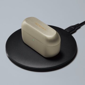 Per il 60° Anniversario Technics edizione speciale degli auricolari AZ100 nella tonalità oro champagne - macitynet.it