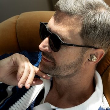 Per il 60° Anniversario Technics edizione speciale degli auricolari AZ100 nella tonalità oro champagne - macitynet.it